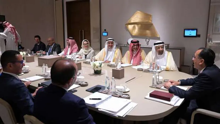 رئيس الوزراء يلتقي وزير الاستثمار السعودي لبحث ملفات التعاون المشترك
| يلا شوت