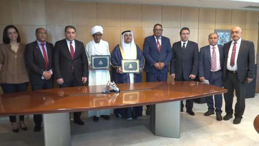 العسومي يوقع بروتوكول تعاون مع اتحاد إذاعات الدول العربية
| يلا شوت