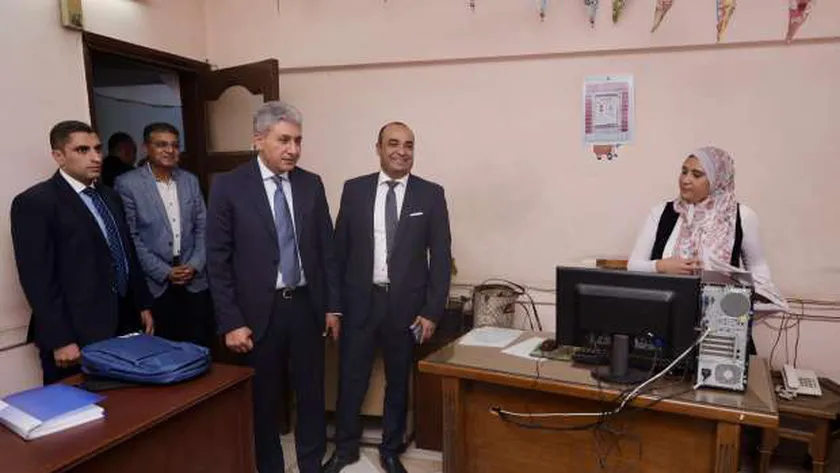 وزير السياح يؤكد على دعم مشروعات تطوير وتحسين تجربة المواقع الأثرية
| يلا شوت