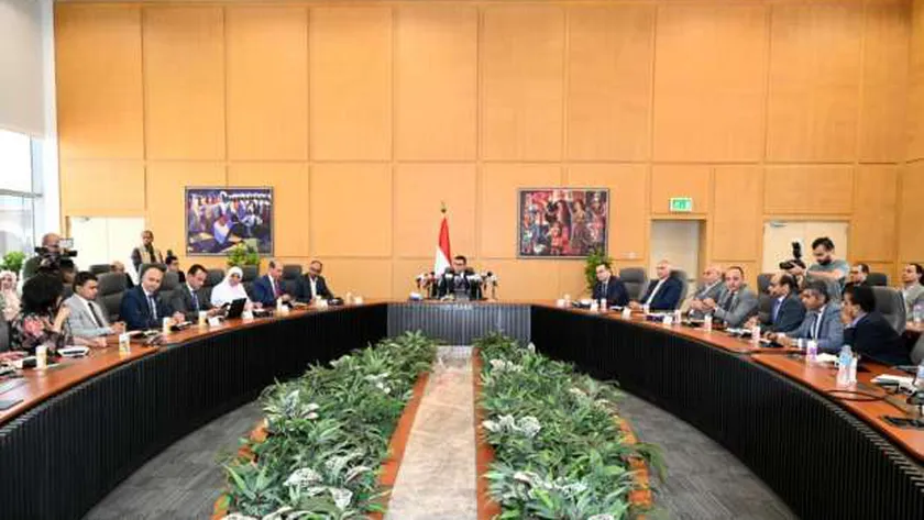 وزير الإسكان: لدينا ضوابط وآليات لإتاحة الأراضي بمساحات كبيرة لتنمية المدن الجديدة
| يلا شوت