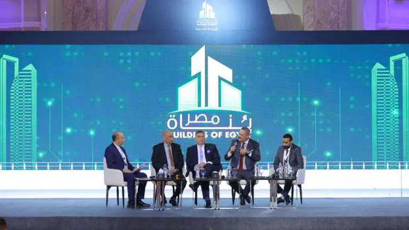 في الجلسة الرابعة من ملتقى بناة مصر.. أدوات الدولة لدعم تصدير مواد البناء واحتياجات المساندة التشريعية لتيسير فرص انتشارها بالخارج
| يلا شوت