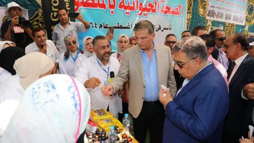 وزير الزراعة يفتتح منفذًا للسلع الغذائية في الدقهلية
| يلا شوت
