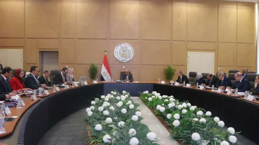 وزير الكهرباء: 37% ارتفاعا في أعداد طلبات العدادات الكودية
| يلا شوت