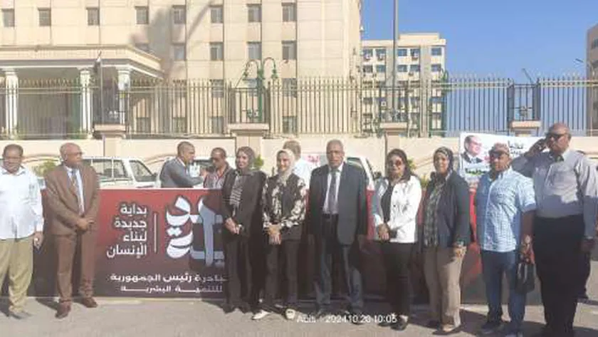«الزراعة» تطلق 14 منفذا متحركا لبيع المنتجات في الإسكندرية بأسعار مخفضة
| يلا شوت