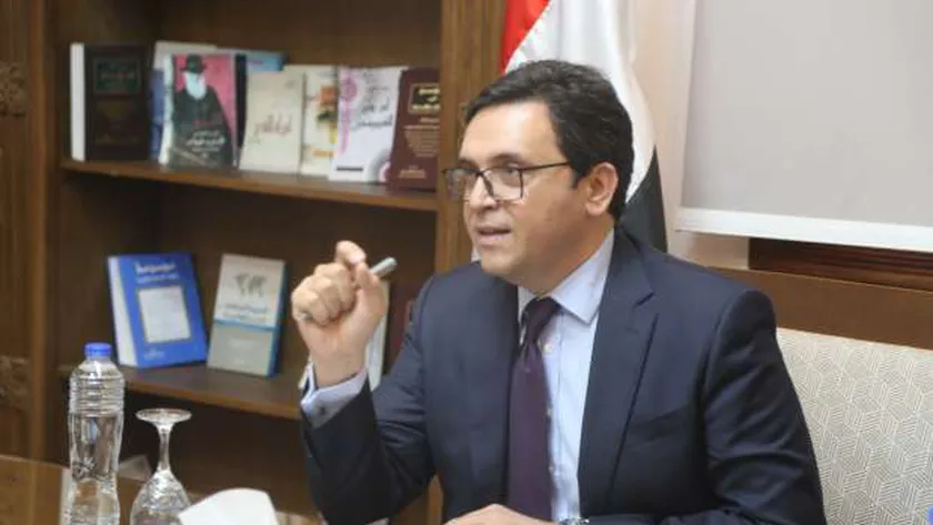 وزير الثقافة يوجه بتشكيل لجنة لبحث تطوير المركز القومي للمسرح
| يلا شوت