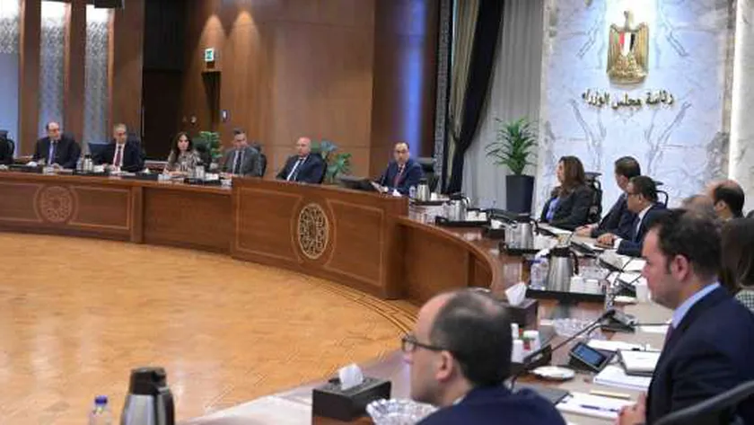 رئيس الوزراء يترأس اجتماع اللجنة العليا لضبط الأسواق وأسعار السلع
| يلا شوت
