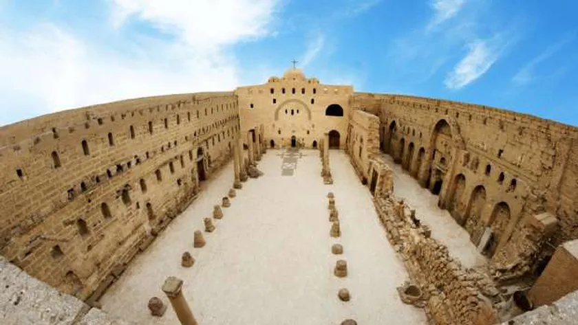 حكاية الدير الأبيض.. أقدم مبنى حجري في مصر
| يلا شوت