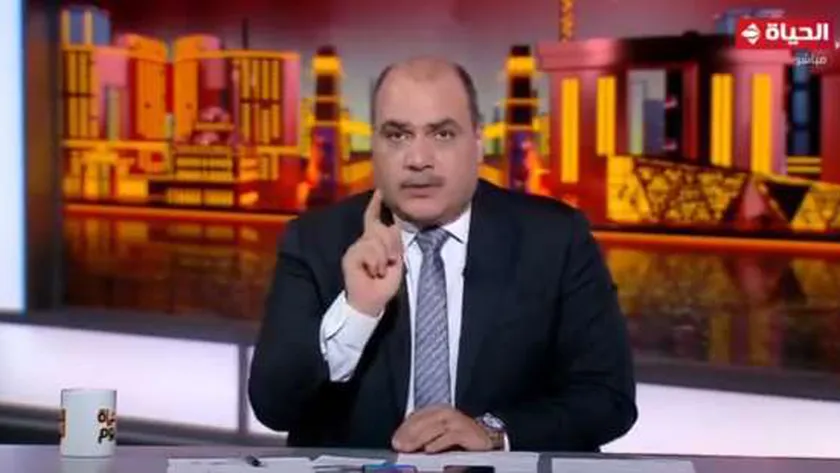 محمد الباز: التطور الكبير في أداء الجيش رسالة طمأنة للشعب المصري
| يلا شوت
