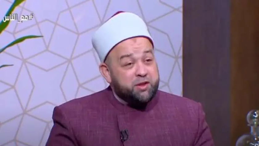 يسري عزام: «الشيخ» هو دليل الإنسان إلى الله.. ولا توجد طريقة معينة للعبادة
| يلا شوت