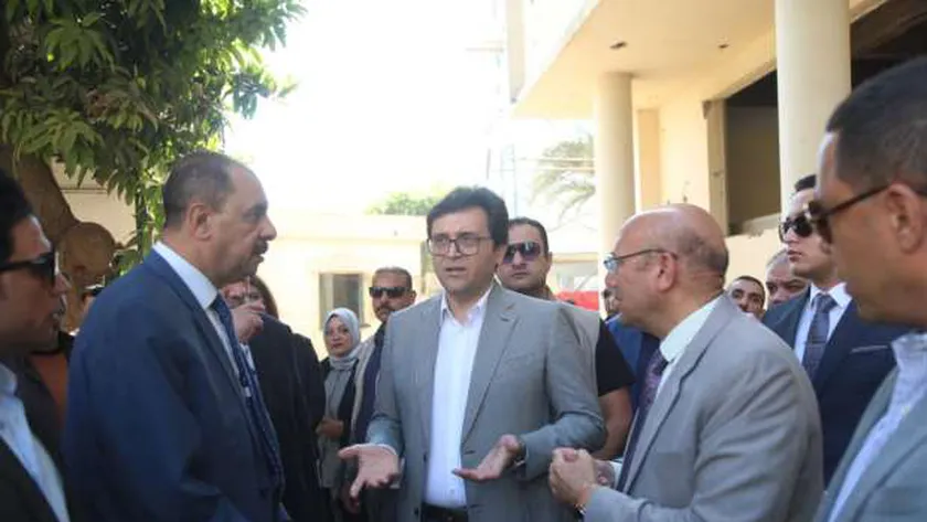 وزير الثقافة خلال جولته في سوهاج: ملتزمون بتنظيم فعاليات تعزز الهوية المصرية
| يلا شوت