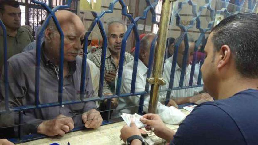 موعد صرف معاشات شهر نوفمبر 2024.. هل يوجد زيادة؟
| يلا شوت