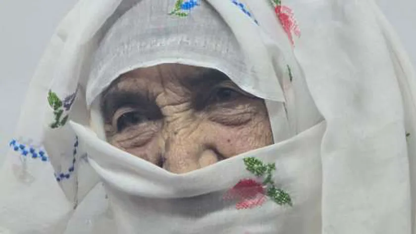 عالم بوزارة الأوقاف: «الحاجة فرحانة» تجسد صورة مثالية للإنسانية والتضحية
| يلا شوت