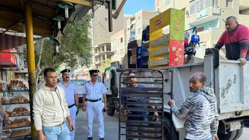 إزالة 57 إشغالا ورفع التعديات في شوارع الجيزة
| يلا شوت