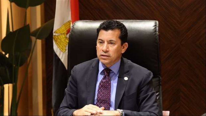 وزارة الشباب والرياضة: إعادة هيكلة إجراءات وضوابط سفر البعثات إلى خارج البلاد
 | يلا شوت