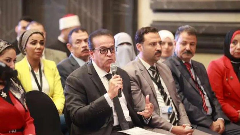 «الصحة» تعقد جلسة حوارية تحت عنوان «قوة الثقافة والإعلام.. تشكيل التصورات الصحية والسلوكيات الإنسانية»
| يلا شوت