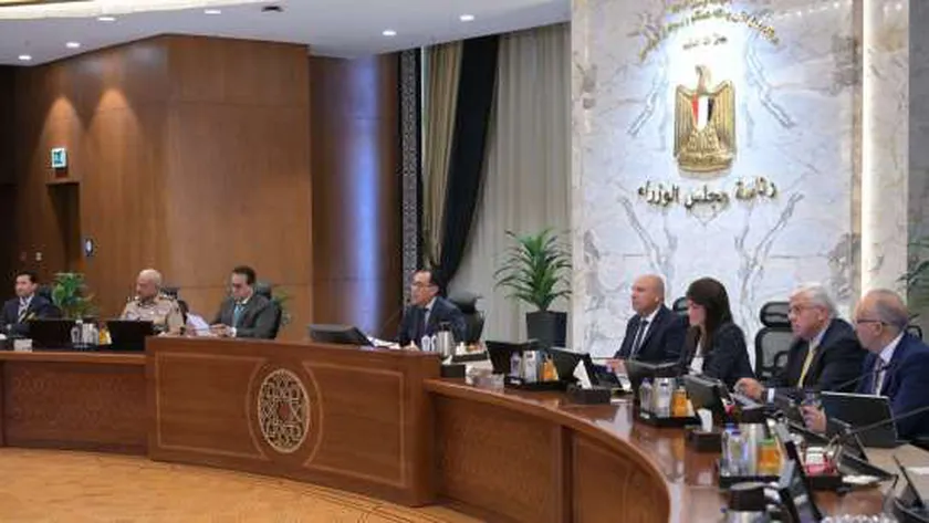 مدبولي يوجه الوزراء والمسئولين المعنيين بالرد على ما يُتداول عبر السوشيال ميديا
| يلا شوت