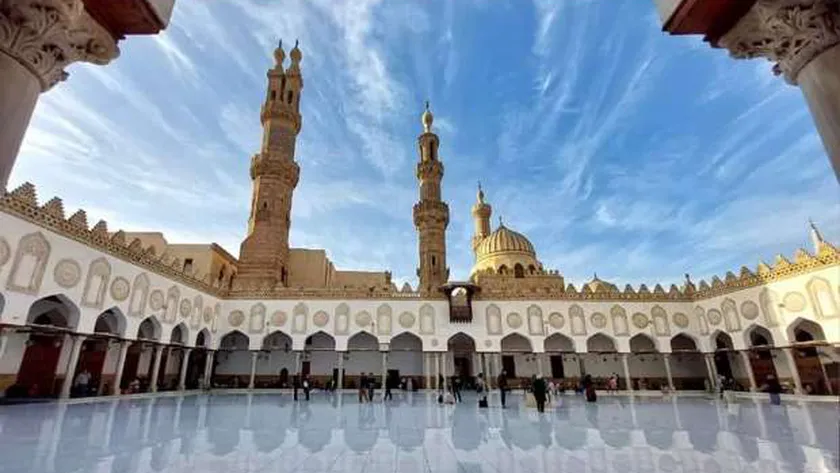 10 أدعية مستحبة بين الأذان والإقامة.. رددها كما جاء عن النبي
| يلا شوت
