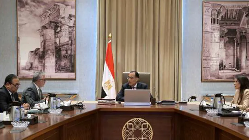 مدبولي يتابع مع رئيس المنطقة الاقتصادية لقناة السويس عددا من ملفات العمل
| يلا شوت