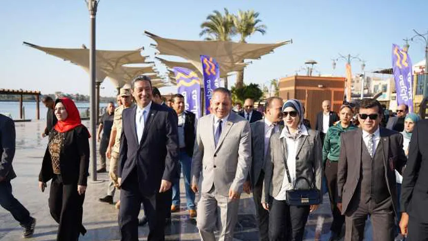 نائب وزير السياحة تشارك في افتتاح مهرجان «دمياط حاجة تانية»
                                     | يلا شوت