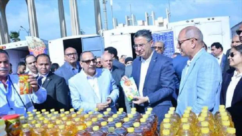 «التموين» تتوسع في إقامة أسواق اليوم الواحد وتفتتح سوق حلوان الجمعة المقبلة
| يلا شوت