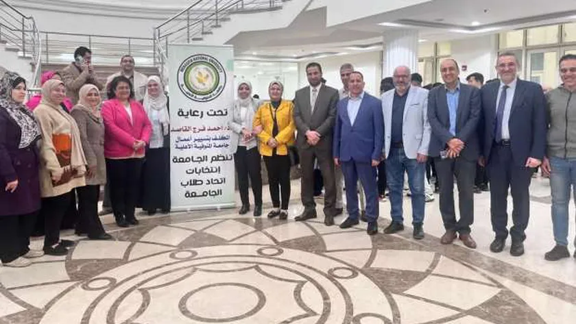 إقبال على صناديق الاقتراع في انتخابات اتحاد الطلاب بجامعة المنوفية الأهلية
| يلا شوت