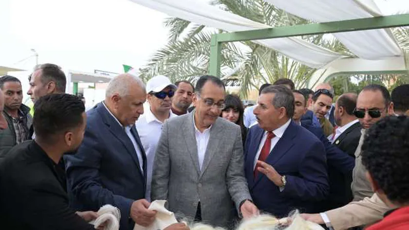 رئيس الوزراء يفتتح معرض الوادي الجديد الزراعي
| يلا شوت