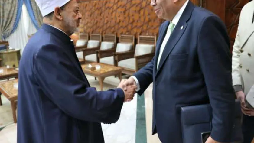 شيخ الأزهر: العدالة غائبة عن العالم.. ولا يمكن وصفه بـ«المتحضر»
| يلا شوت