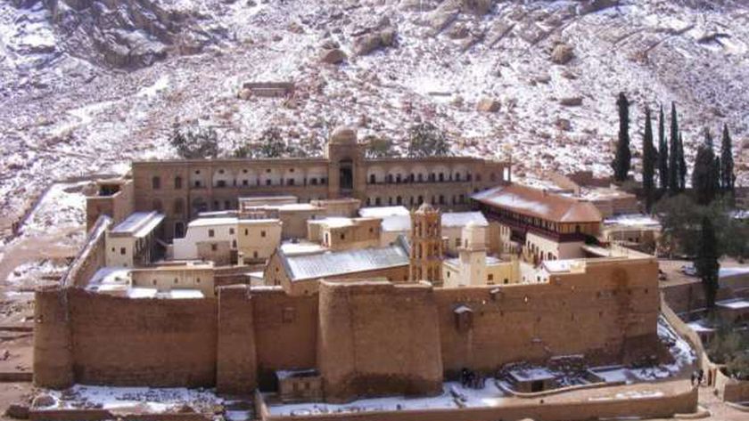مجلس الوزراء يكشف تفاصيل عملية تطوير دير سانت كاترين وينفي شائعة إخلائه: كل القساوسة والرهبان يؤدون أعمالهم بشكل طبيعي
                                     | يلا شوت