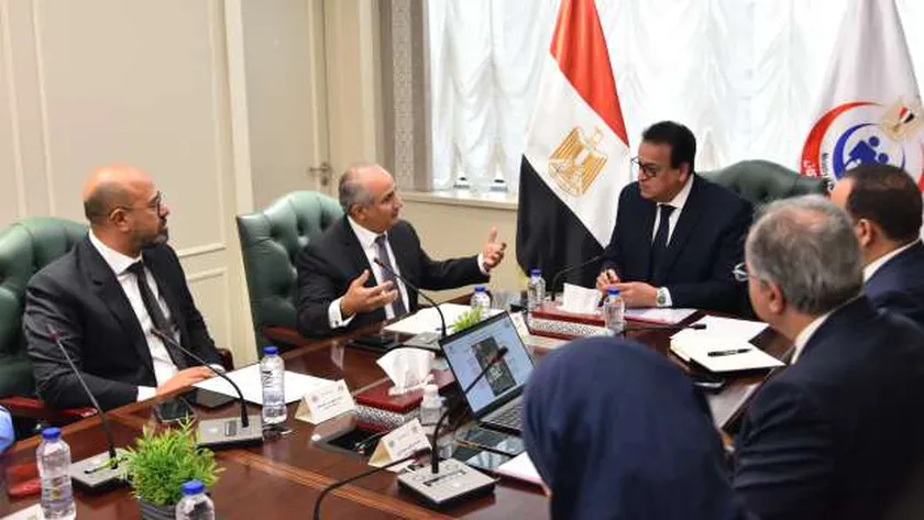 وزير الصحة يبحث تطوير خدمات الأشعة بالمدينة الطبية في معهد ناصر
| يلا شوت