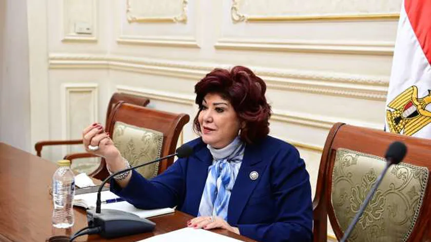 «سياحة النواب»: تطوير منطقة الأهرامات من المشروعات الكبرى لتحسين الاقتصاد
| يلا شوت