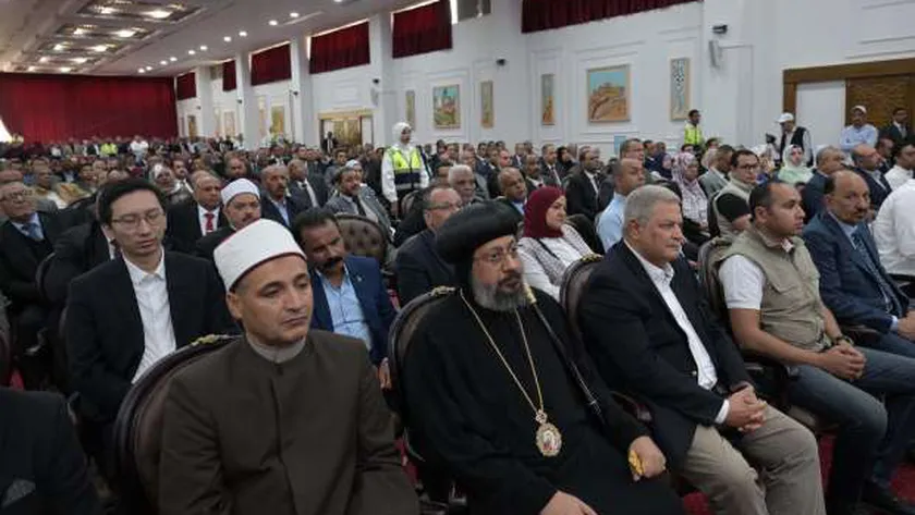 الحكومة: حجم استثمارات الوادي الجديد يصل إلى 100 مليار جنيه ضمن خطة التنمية المستدامة
| يلا شوت