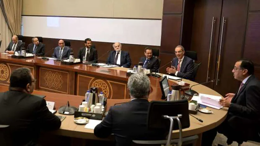 تفاصيل «كيميت للبيانات» داخل المنطقة الاقتصادية للقناة.. التكلفة مليار دولار
| يلا شوت