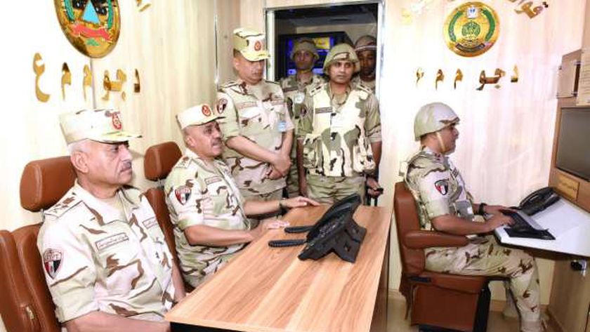 وزير الدفاع يشهد مشروع مراكز القيادة التعبوي للمنطقة المركزية العسكرية
| يلا شوت