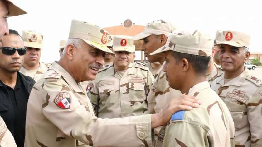 وزير الدفاع يتفقد عددا من مراكز تدريب وإعداد وتأهيل المجندين بالقوات المسلحة
| يلا شوت