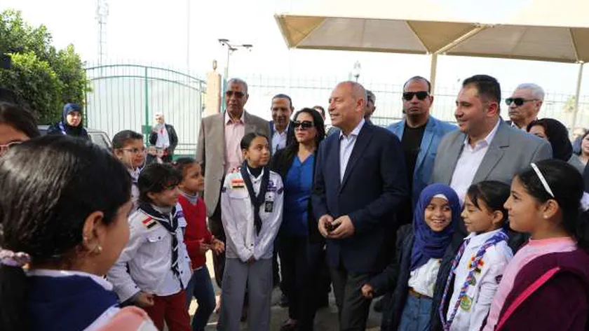 محافظ القاهرة يتفقد مكتبة مصر العامة بالزيتون
| يلا شوت