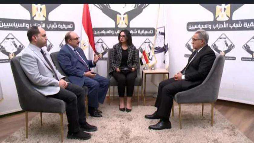 «التنسيقية» تختتم مناقشة مصير قانون الإيجار القديم بعد حكم الدستورية العليا
| يلا شوت