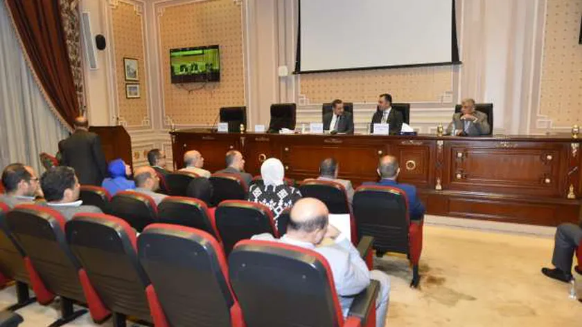 «زراعة الشيوخ» تبحث التوسع في صناعة العسل.. توصيات قابلة للتنفيذ
| يلا شوت