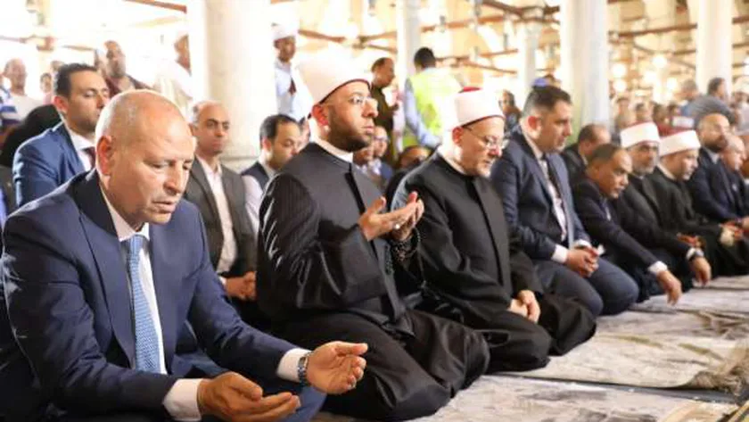 سنن يوم الجمعة.. من الاغتسال إلى الصلاة على النبي
| يلا شوت