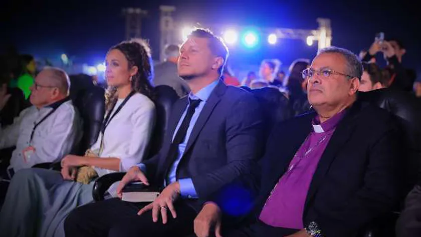 رئيس الطائفة الإنجيلية يشهد فعاليات حفل «احتفل بالحياة» بحضور كنسي كبير
| يلا شوت