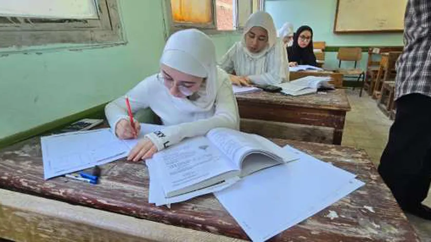 جدول امتحانات شهر نوفمبر للصف الأول والثاني الإعدادي بالجيزة بعد التعديل
| يلا شوت