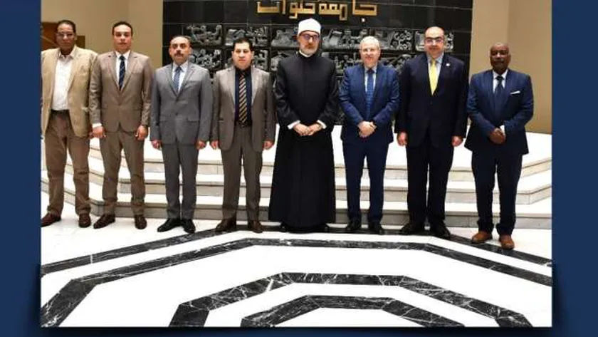 رئيس جامعة حلوان: تجديد الخطاب الديني ضرورة مجتمعية لمواجهة الأفكار المتطرفة
| يلا شوت