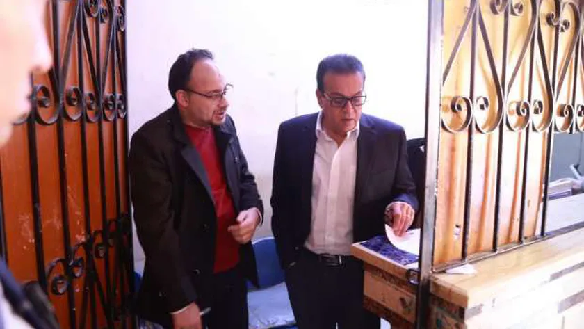 وزير الصحة يوجه بسرعة إجراء عملية تركيب شرائح لطفل بمستشفى بلبيس العام
| يلا شوت