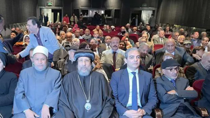 نقيب الإعلاميين: جائزة طه حسين الدولية تدعم الفكر والإبداع
| يلا شوت