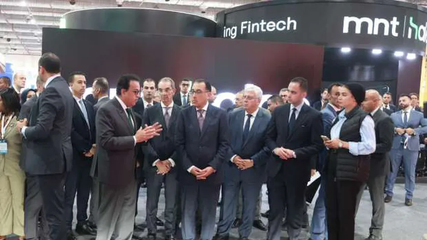 الدكتور خالد عبدالغفار يستعرض نموذج المحاكاة لمراكز التنمية البشرية بمعرض Cairo ICT
| يلا شوت