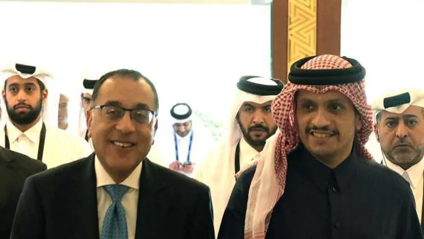 رئيس الوزراء يبحث مع نظيره القطري زيادة الاستثمارات في مصر
| يلا شوت