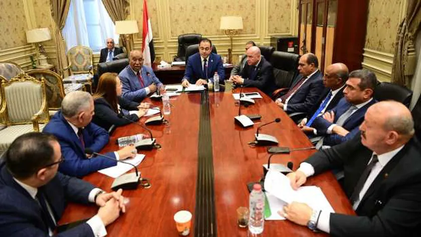 «رياضة النواب» تدعو وزير الشباب لمناقشة حل عدد من مشكلات مراكز الشباب بأسوان
| يلا شوت