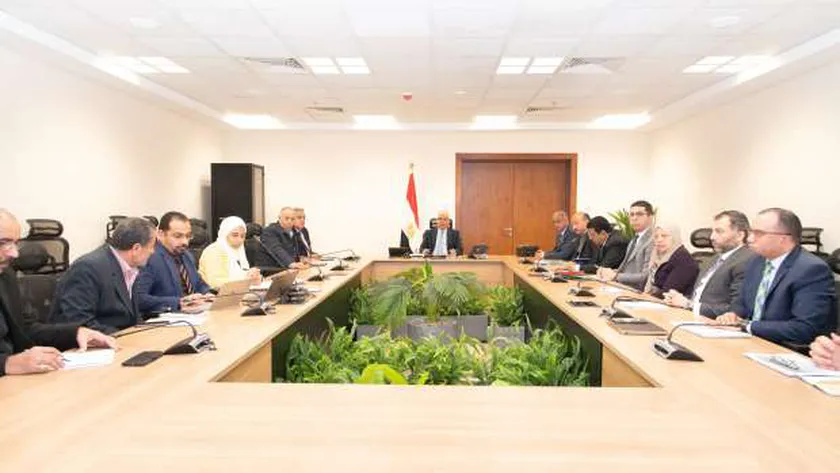 وزير الري: إنشاء أكثر من 1600 منشأ للحماية من أخطار السيول
| يلا شوت