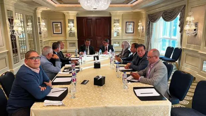 «مستثمري السياحة» بمرسى علم يبحثون تيسير إجراءات تراخيص المنشآت الفندقية
                                     | يلا شوت