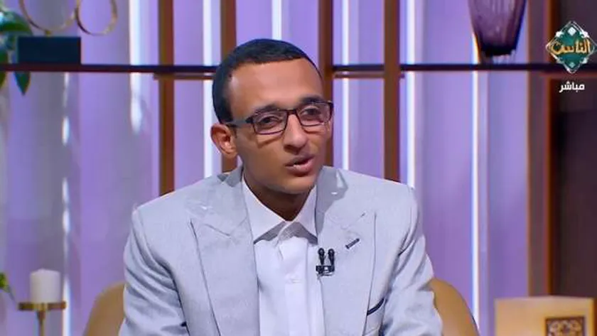 الفائز بالمركز الأول بفرع ذوي الهمم في المسابقة العالمية للقرآن: «ما كنتش متوقع»
| يلا شوت