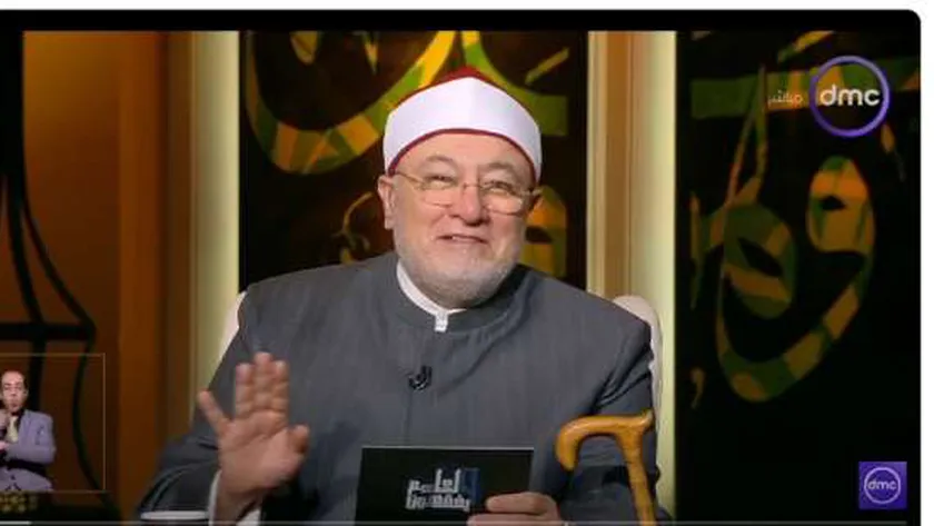 خالد الجندي: بعض الشباب يرتدون ملابس عليها عبارات ضد القيم الدينية «فيديو»
| يلا شوت
